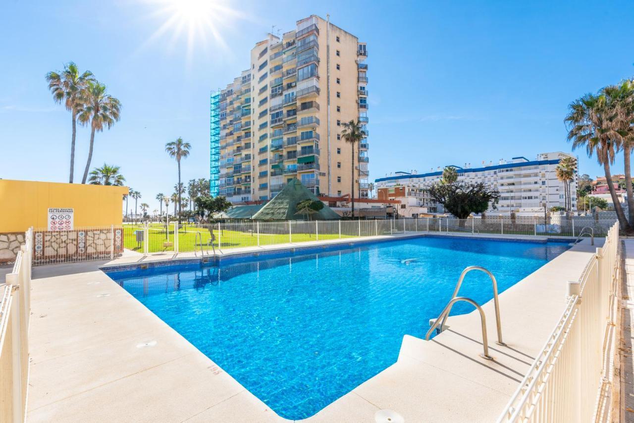 Sunny Seaside Apartment Arroyo De La Miel Buitenkant foto