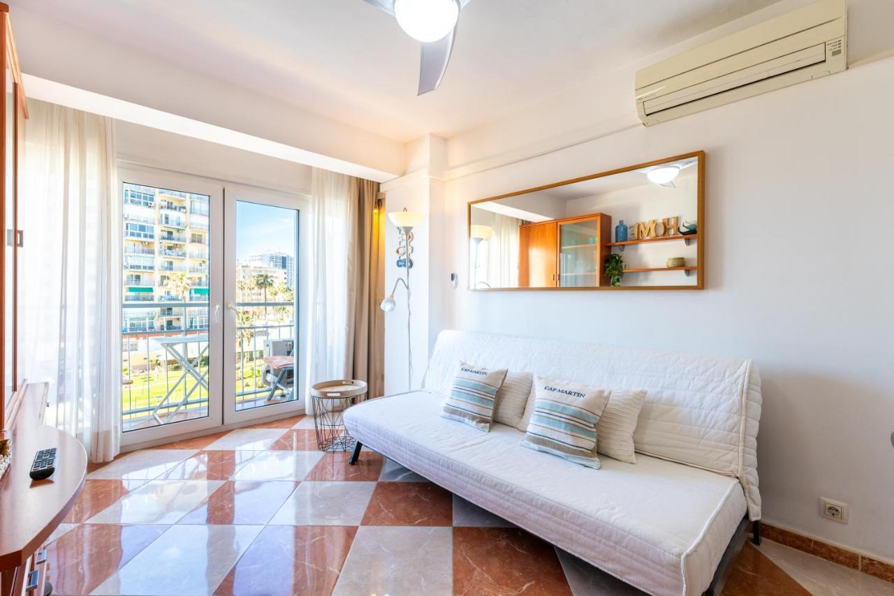 Sunny Seaside Apartment Arroyo De La Miel Buitenkant foto