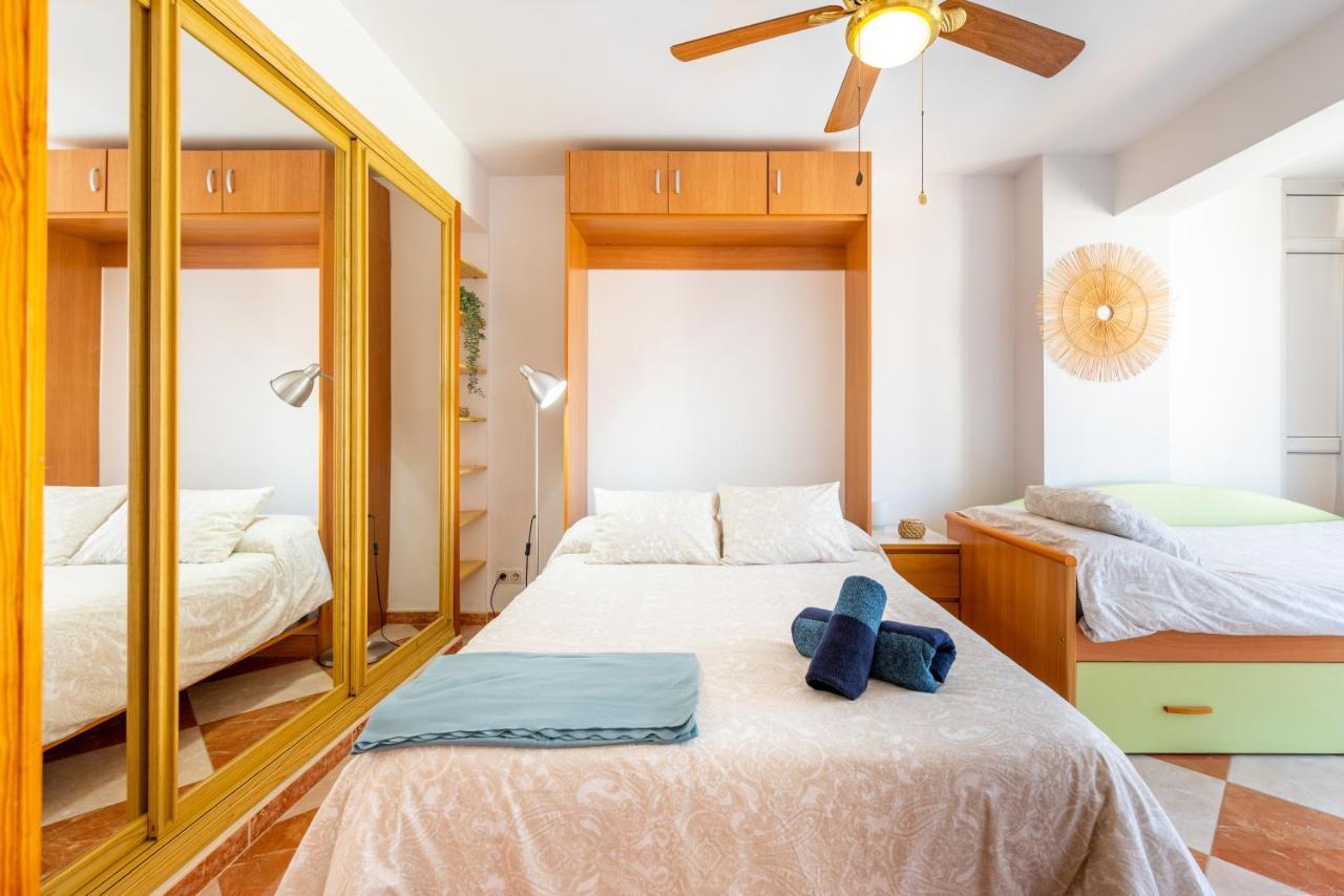 Sunny Seaside Apartment Arroyo De La Miel Buitenkant foto